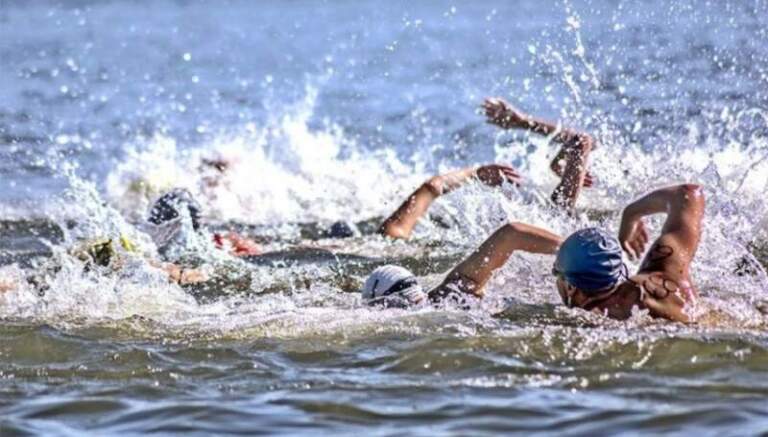 Este domingo se corre la cuarta y última fecha del Campeonato Municipal de Aguas Abiertas en Costa Sur imagen-21