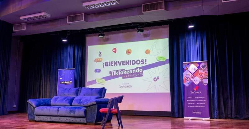 “Tiktokeando” reunió en Posadas a especialistas y empresas para analizar estrategias de marketing digital y posicionamiento en redes sociales “Tiktokeando” reunió en Posadas a especialistas y empresas para analizar estrategias de marketing digital y posicionamiento en redes sociales imagen-6