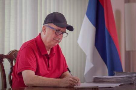 Passalacqua elimina más de 114 cargos jerárquicos y arranca un plan de rediseño del Ejecutivo de 90 días "para seguir eficientizando el Estado y cuidar la plata de los misioneros" imagen-4