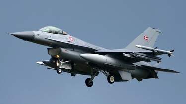 Avanza el programa de F-16 y apuran la revisión de las tareas de contrainteligencia militar Avanza el programa de F-16 y apuran la revisión de las tareas de contrainteligencia militar imagen-1