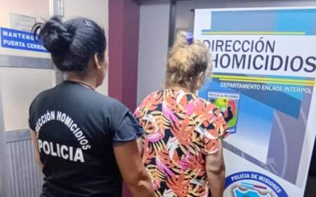 Posadas: en allanamiento detienen a la hermana del hombre que murió de un disparo en la cabeza y secuestran un arma de fuego imagen-11