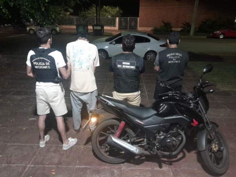 Pidió una moto prestada para trabajar y terminó vendiéndola: la Policía lo detuvo en Posadas imagen-32