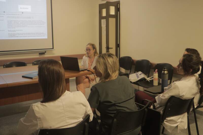 En Ateneo de Dermatología se debatió clínica e interdisciplinariamente sobre dermatitis atópica imagen-8