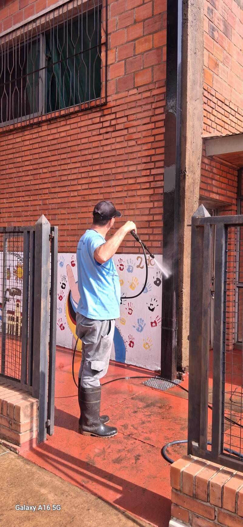 Escuelas que se preparan: el verano también es tiempo de trabajo en las aulas imagen-51