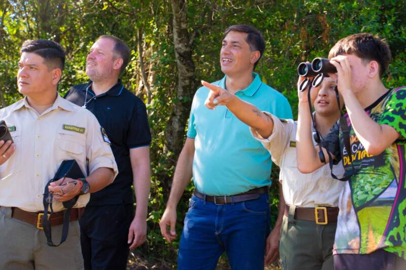 Observación de aves, plantación de árboles y siembra de alevines marcaron la jornada por los humedales en Campo Grande imagen-14