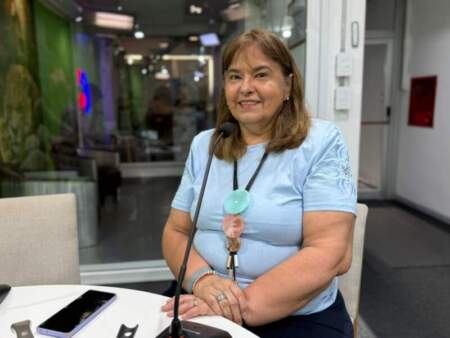 Mirtha Saucedo dio a conocer el libro aniversario de Essen junto a recetas y promociones comerciales imagen-11