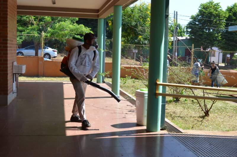 Escuelas Seguras” reacondicionó el Secundario N° 2 en Itaembé Miní imagen-12