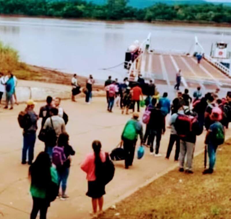 Intendentes en la frontera: creatividad y resistencia frente a la emigración laboral, propone Vilchez imagen-18