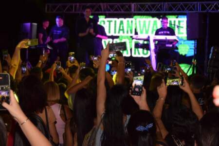 Celebración, gastronomía y encuentro: reflejos de una mágica noche de Una+ en la costanera imagen-5