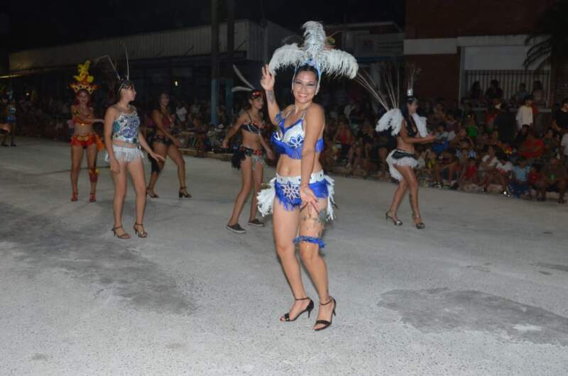 Montecarlo vivió un fin de semana a puro carnaval con fuerte protagonismo barrial imagen-6