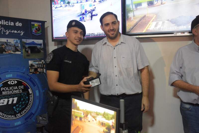 Alem fortalece su sistema de seguridad con la puesta en funcionamiento del 911 imagen-6