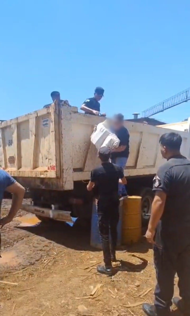 Incineraron casi cuatro toneladas de marihuana por orden de la Justicia Federal imagen-2