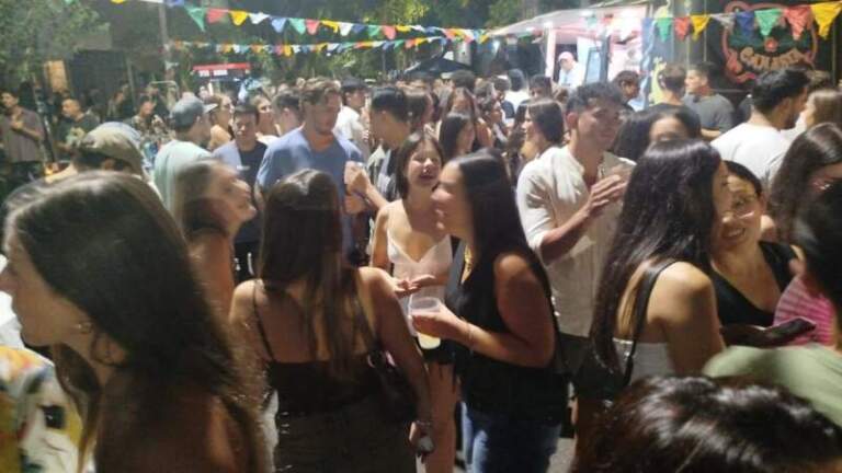 Gastronomía, arte y música: “CALLE” abrió una nueva etapa en la agenda urbana Gastronomía, arte y música: “CALLE” abrió una nueva etapa en la agenda urbana imagen-14