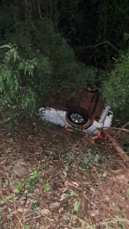 Despiste vehicular en Ruta Provincial 30 dejó tres personas lesionadas Despiste vehicular en Ruta Provincial 30 dejó tres personas lesionadas imagen-2