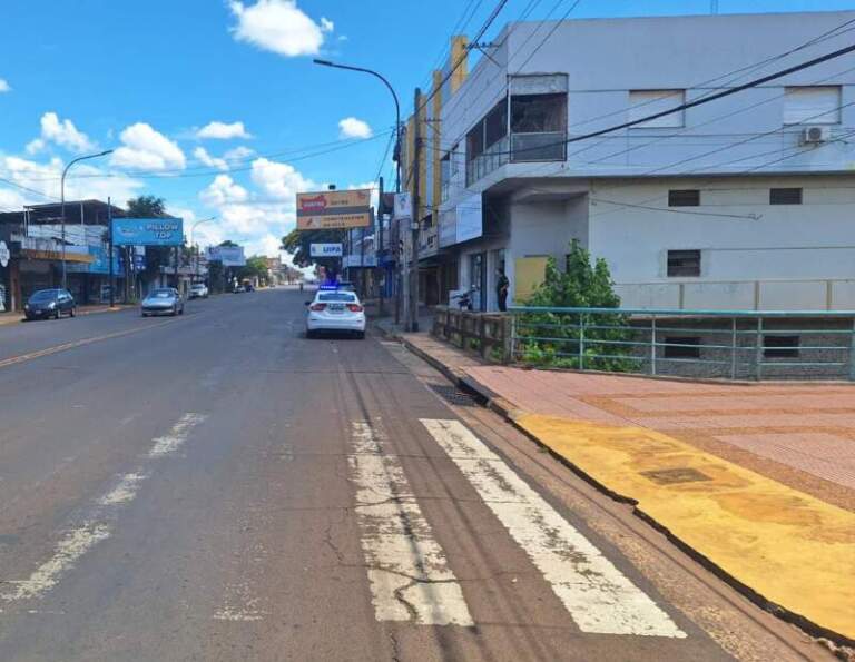 Siniestro vial entre un motociclista y un peatón en Posadas imagen-30