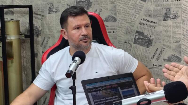 Ministro Aranda: “El aumento docente es una decisión responsable en un contexto de crisis nacional” imagen-4