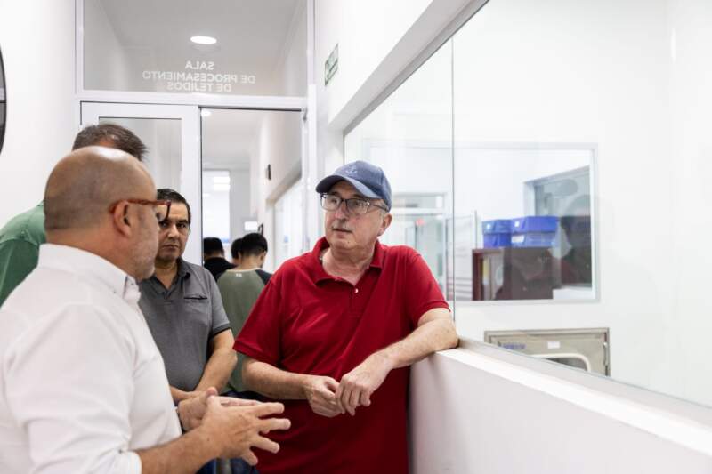 "Hay que saber que aquí hay un esfuerzo sostenido en salud pública", dijo Passalacqua en la entrega del nuevo móvil del Banco de Sangre, Tejidos y Biológicos imagen-12