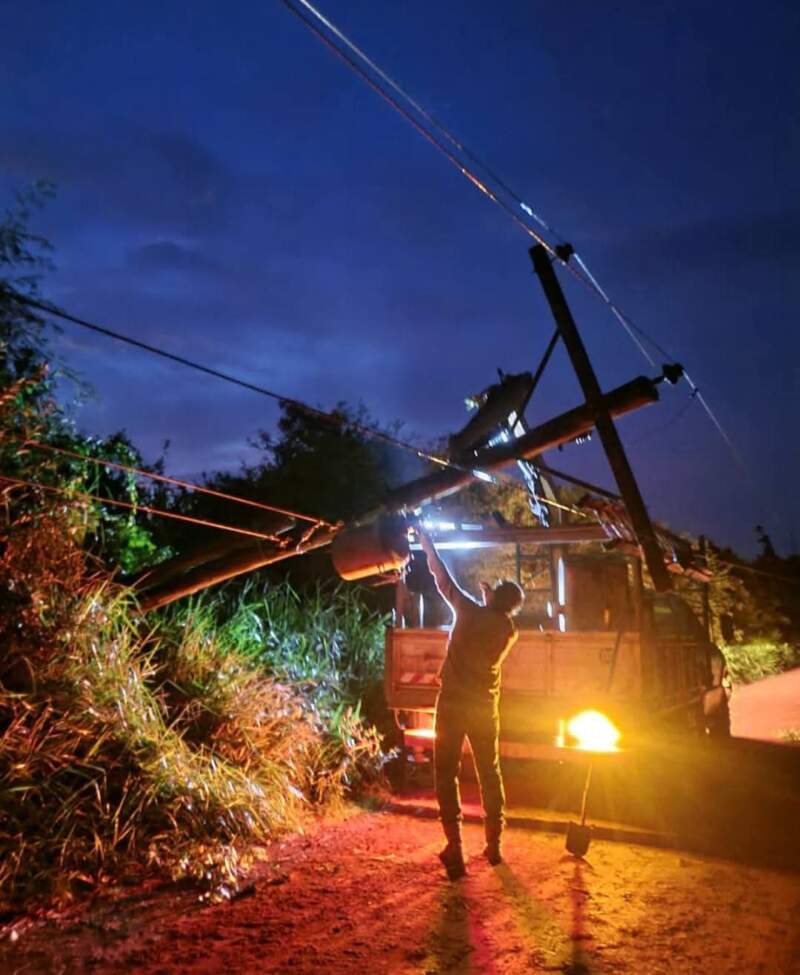 Temporal causó graves destrozos y caos en la Terminal de Ómnibus de Aristóbulo del Valle imagen-6
