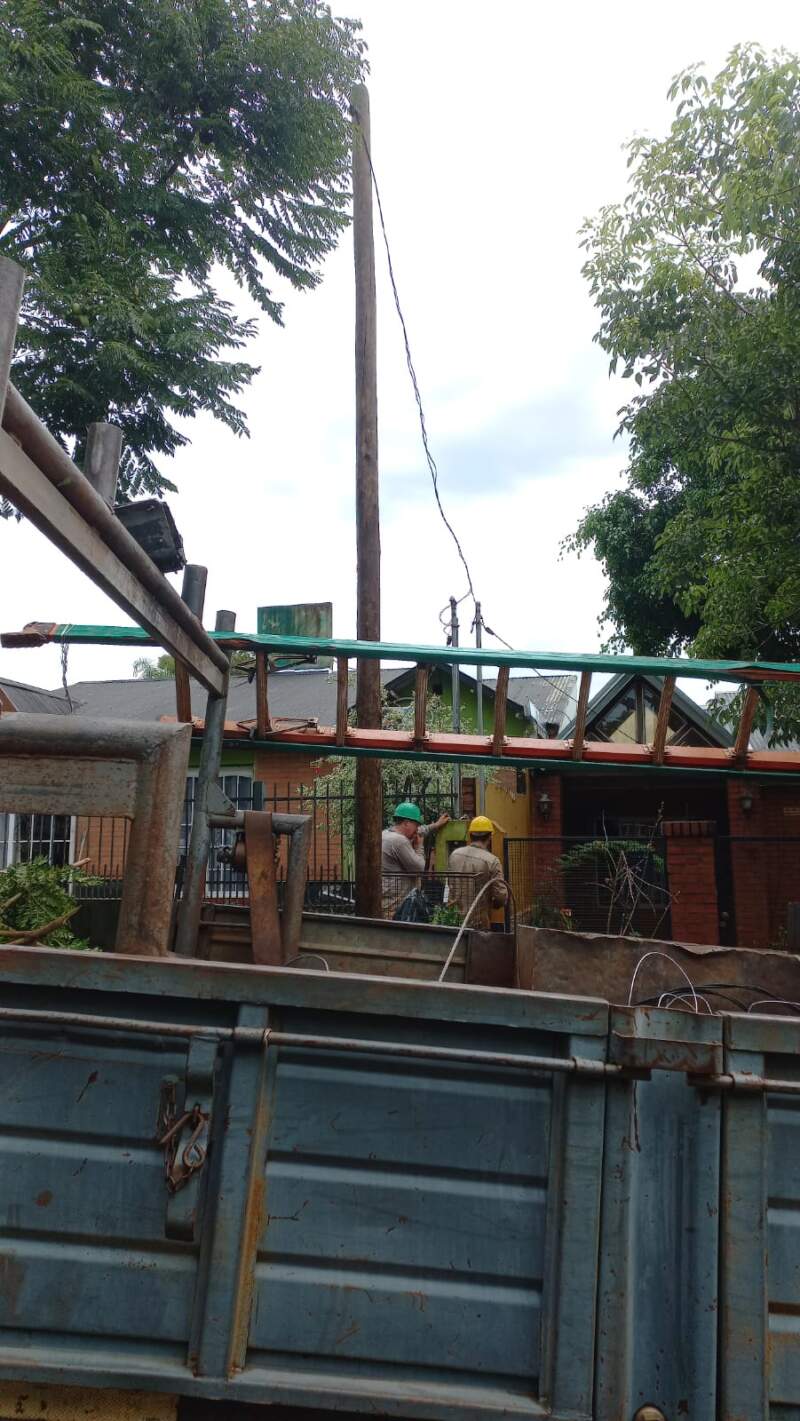 Tormenta provocó cortes de energía en varias localidades y el servicio ya fue restablecido en un 85% mientras continúan los trabajos imagen-21