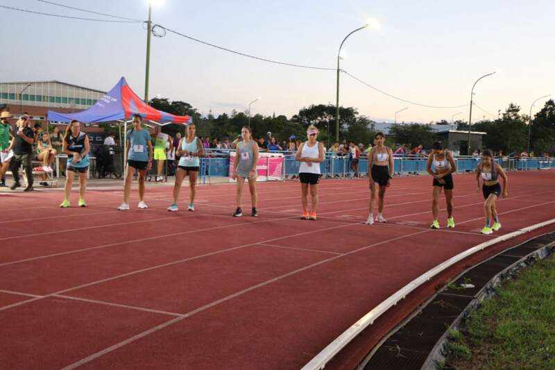 Posadas vivió una fiesta del atletismo con el Campeonato Provincial de 10.000 metros imagen-25