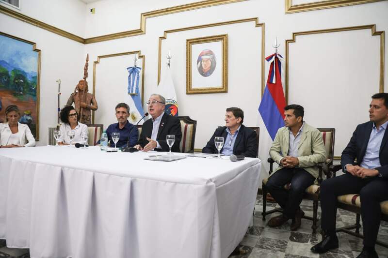 Passalacqua encabezó la firma de convenios estratégicos con el CFI para el fortalecimiento productivo y de infraestructura en la provincia 25 Passalacqua encabezó la firma de convenios estratégicos con el CFI para el fortalecimiento productivo y de infraestructura en la provincia imagen-24