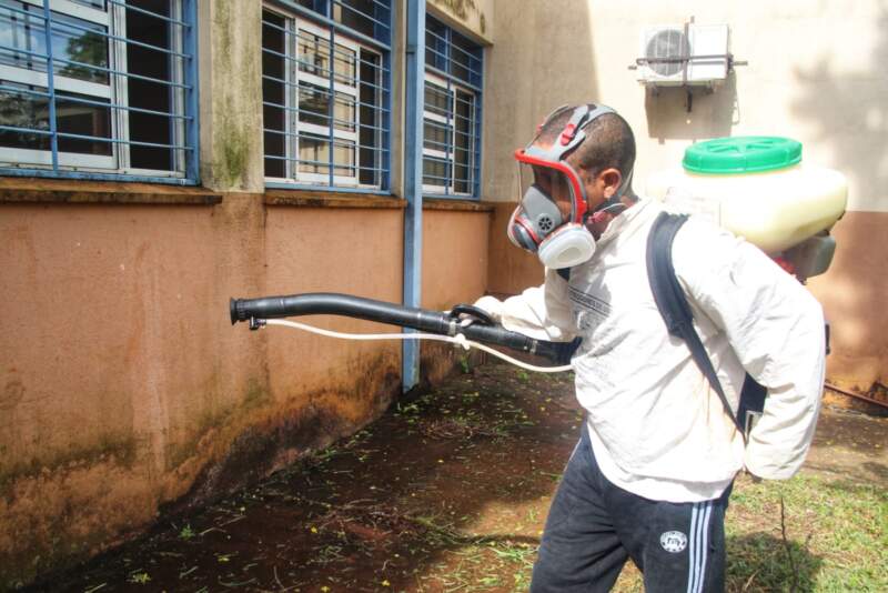Posadas avanza con operativos sanitarios y de mantenimiento hacia el inicio de clases 3 Posadas avanza con operativos sanitarios y de mantenimiento hacia el inicio de clases imagen-2