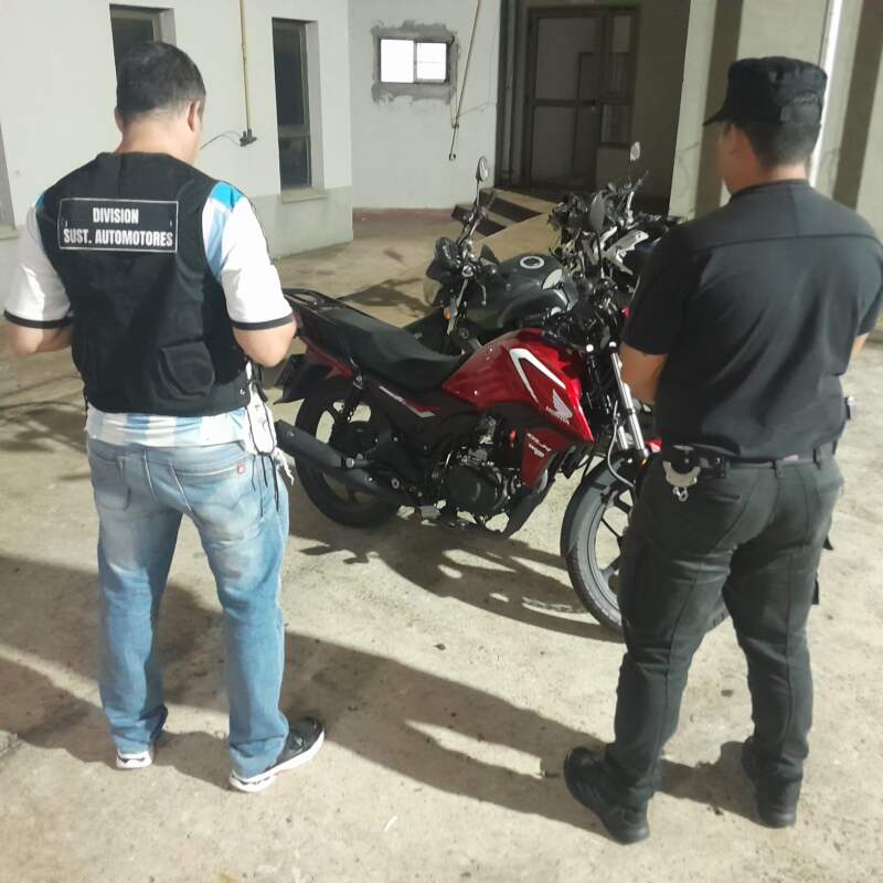 Engañó a una jubilada para sacar créditos y terminó detenido en Posadas imagen-2