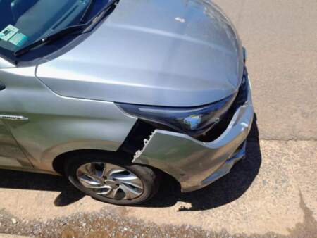 Colisión entre moto y auto en Posadas dejó una mujer hospitalizada Colisión entre moto y auto en Posadas dejó una mujer hospitalizada imagen-5