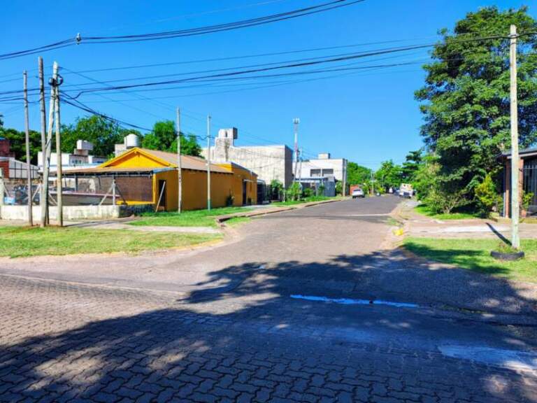 Piden reductores de velocidad en la chacra 61, del barrio Rocamora imagen-49