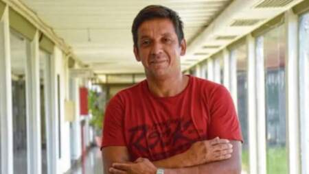 Dolor en el fútbol: murió el misionero Claudio "Yerbatero" González, histórico delantero del fútbol argentino imagen-5