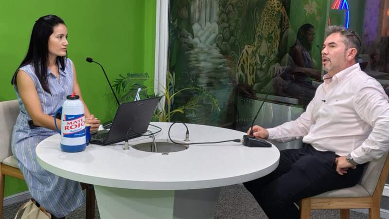 El empresario Casco repasó los 50 años de Sil-Mar, inauguró etapas de Galería Amelia y analizó el impacto de la crisis en el comercio obereño 3 El empresario Casco repasó los 50 años de Sil-Mar, inauguró etapas de Galería Amelia y analizó el impacto de la crisis en el comercio obereño imagen-2