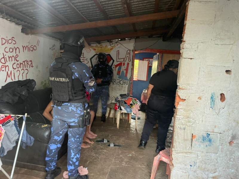 Allanamiento en Chacra 145: tres detenidos por amenazas y resistencia a la autoridad imagen-6