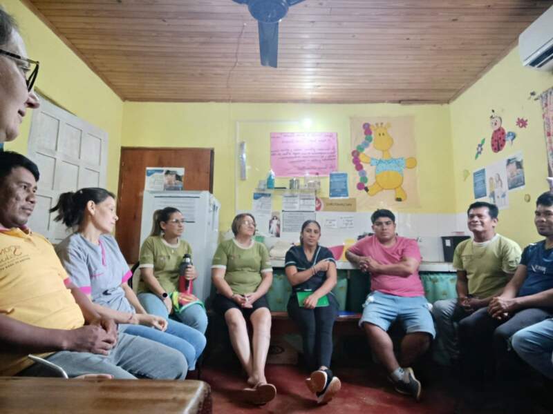 Capacitan a agentes sanitarios indígenas de la zona Centro Paraná para reforzar la vacunación y actualizar lineamientos del Calendario Nacional 5 Capacitan a agentes sanitarios indígenas de la zona Centro Paraná para reforzar la vacunación y actualizar lineamientos del Calendario Nacional imagen-4