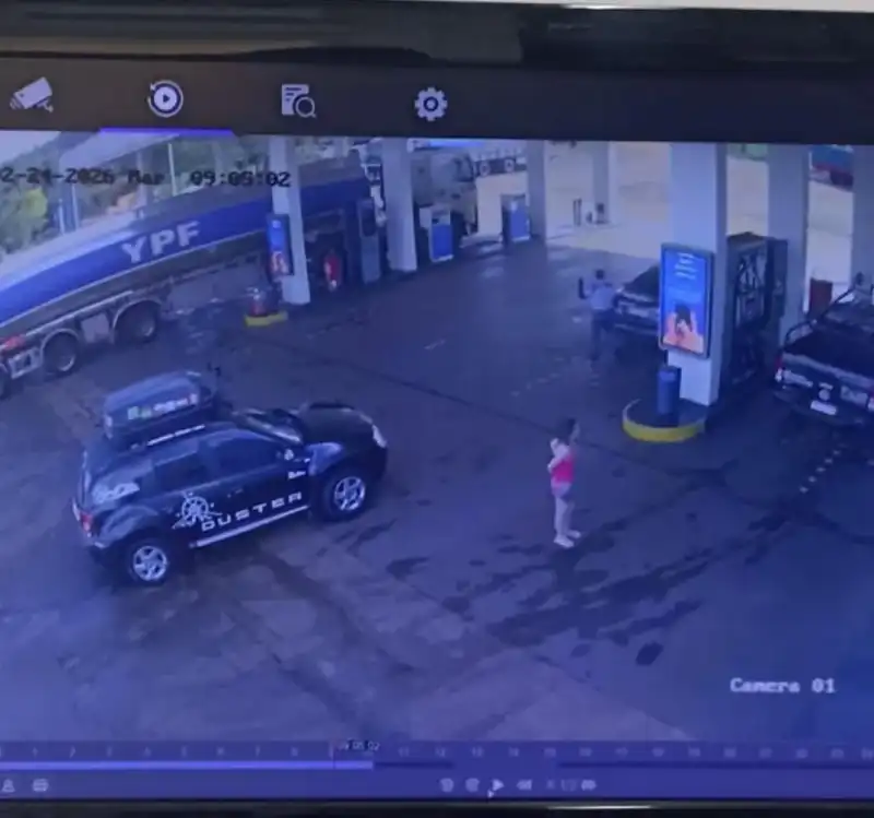 Creyó haber perdido a su esposa en una estación de servicio y la encontraron caminando rumbo a los Saltos del Tabay imagen-8