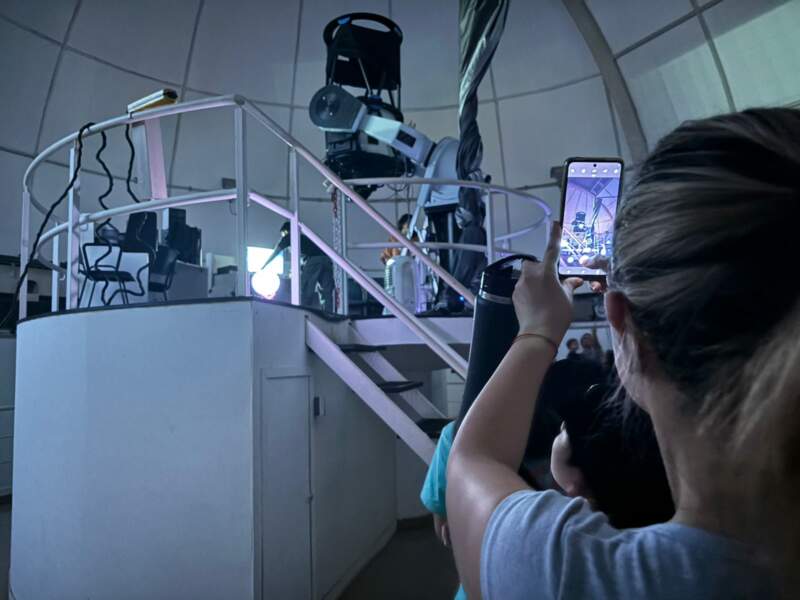 Relatos, imaginación y telescopios: dos noches para explorar el universo en el Observatorio Astronómico de las Misiones imagen-11