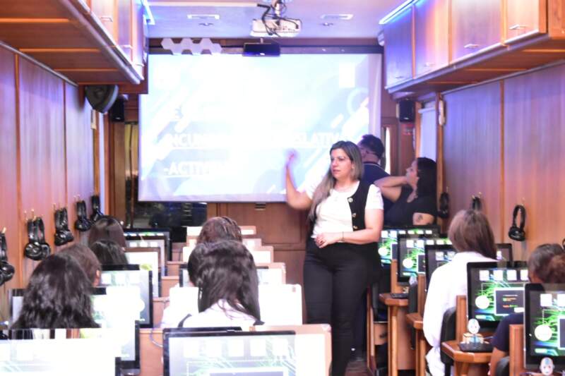 El Parlamento de la Mujer 2026 llevó actividades al interior con un encuentro de mujeres productoras en El Soberbio imagen-8