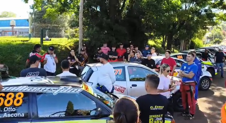 Automovilismo: se suspendió la carrera de El Soberbio por el fallecimiento del mecánico Favio Scheske 3 Automovilismo: se suspendió la carrera de El Soberbio por el fallecimiento del mecánico Favio Scheske imagen-2