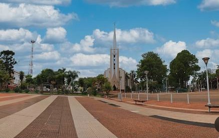 Huyó de CABA a Misiones para salvar a su hija de 9 años de un padre violento y un juez la multa con $200.000 por día imagen-8