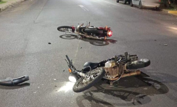 Posadas: choque entre motos dejó una mujer hospitalizada y uno de los conductores dio positivo de alcoholemia imagen-6