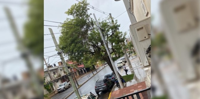 Intervención en la Aduana: en allanamientos a domicilios la Justicia Federal secuestra celulares y computadoras imagen-53