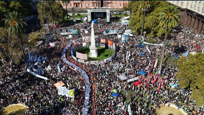50 años del golpe de Estado: con críticas a Milei finalizó el acto central por el Día de la Memoria imagen-12