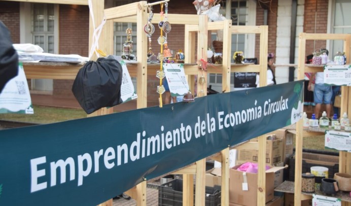 Posadas refuerza su red de economía circular con escuelas y empresas locales imagen-12