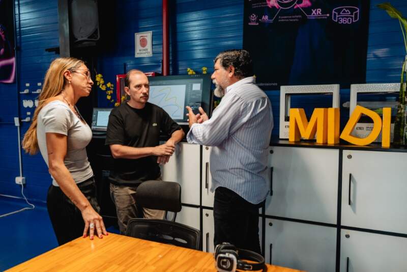 Con capacitaciones y acceso a estudios de fotografía, Cultura y Misiones Diseña impulsan el desarrollo de las industrias creativas imagen-2