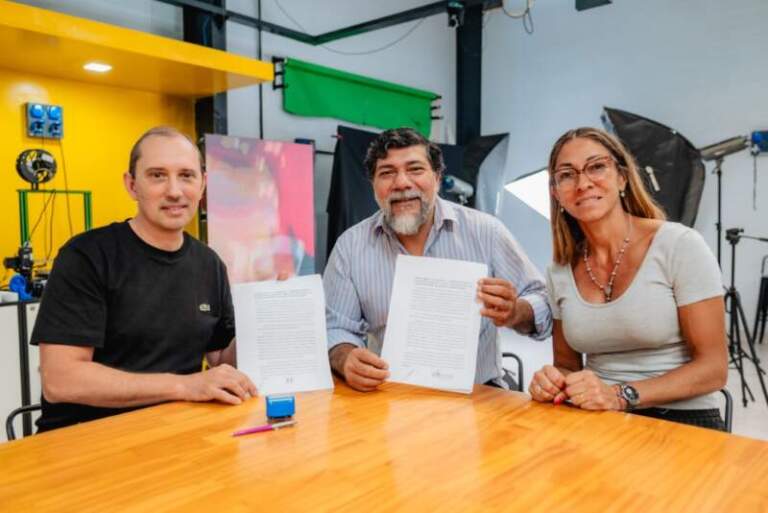 Con capacitaciones y acceso a estudios de fotografía, Cultura y Misiones Diseña impulsan el desarrollo de las industrias creativas imagen-33