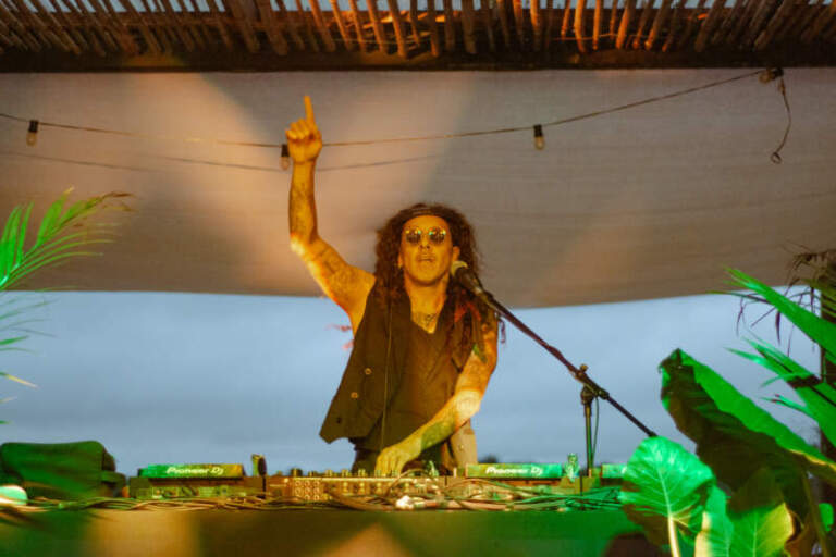 Posadas se prepara para vivir el Campeonato Nacional de Wakeboard con casi 70 competidores y una destacada propuesta musical a orillas del Paraná imagen-22