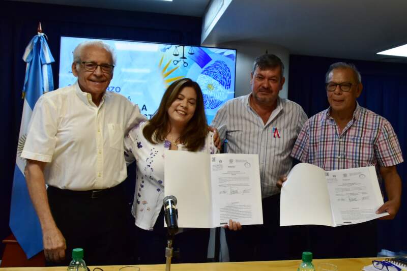 A 50 años del último golpe cívico-militar, la Legislatura reafirmó el compromiso "con la verdad y la justicia" 6 A 50 años del último golpe cívico-militar, la Legislatura reafirmó el compromiso "con la verdad y la justicia" imagen-5