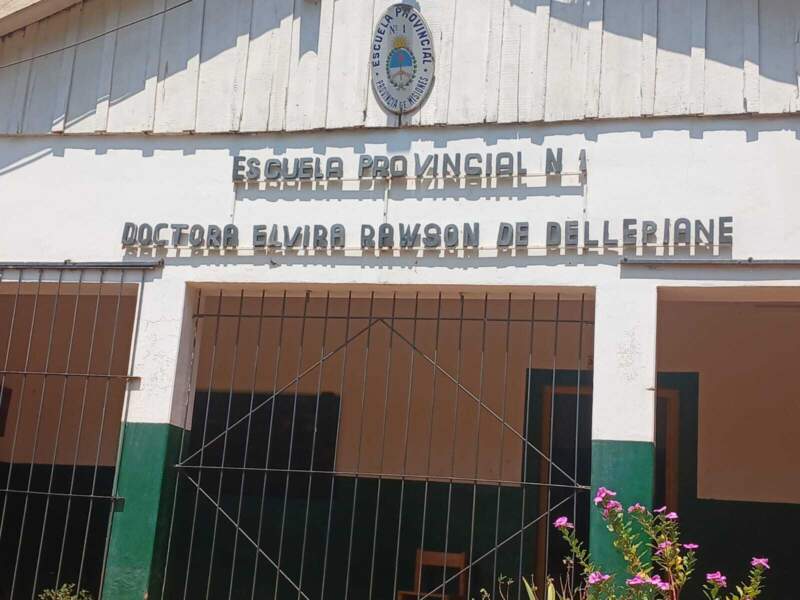 El Imas garantizó agua potable en escuela rural de Wanda imagen-2