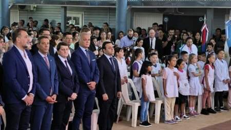 "Cada escuela que abre sus puertas, renueva el compromiso con la educación y el futuro de nuestros chicos", dijo Herrera Ahuad imagen-6