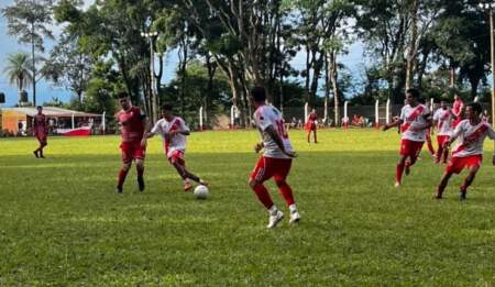 Fútbol posadeño: este sábado comienza la tercera fecha Fútbol posadeño: este sábado comienza la tercera fecha imagen-5