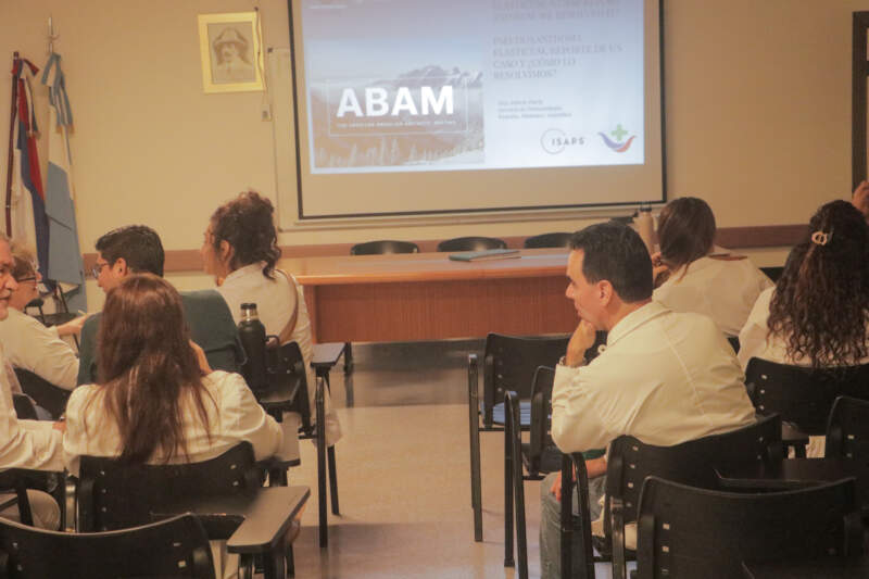 El Parque de la Salud consolida ateneos clínicos de Dermatología con presentación de un caso poco frecuente imagen-2